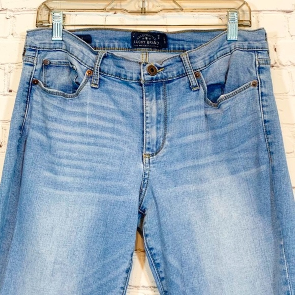 Lucky Brand Jeans Sweet Straight - Picture 3 of 10